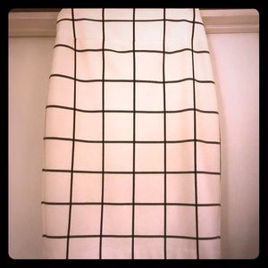 Express black and white pencil skirt